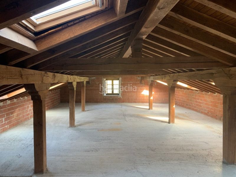 Foto e0646737-d9ce-4a71-b289-2adc94b3758a. Alquiler edificio no esperes mas para montar tu propio negocio!!!! en Reocín