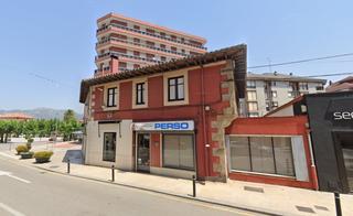 Local commercial à Los corrales de buelna - c/ campoo 2. Oportunidad única! os mostramos un local de 136m con una inmejor
