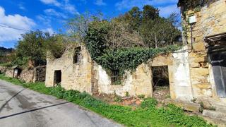 Casa a Bº sel del tojo 24. Oportunidad de construir la casa de tus sueños en un entorno úni
