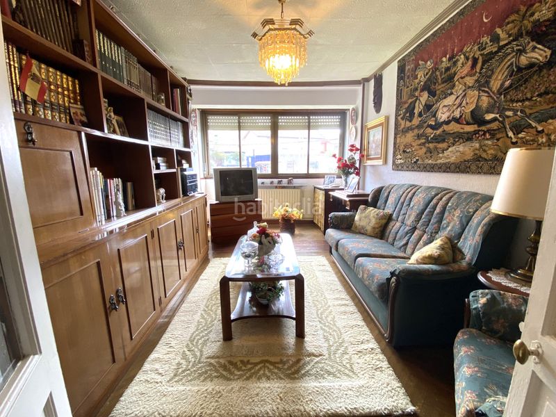 Foto 0cb365eb-b81f-4985-b6fd-758e95a73455. Casa adossada amb calefacció a Centro Torrelavega