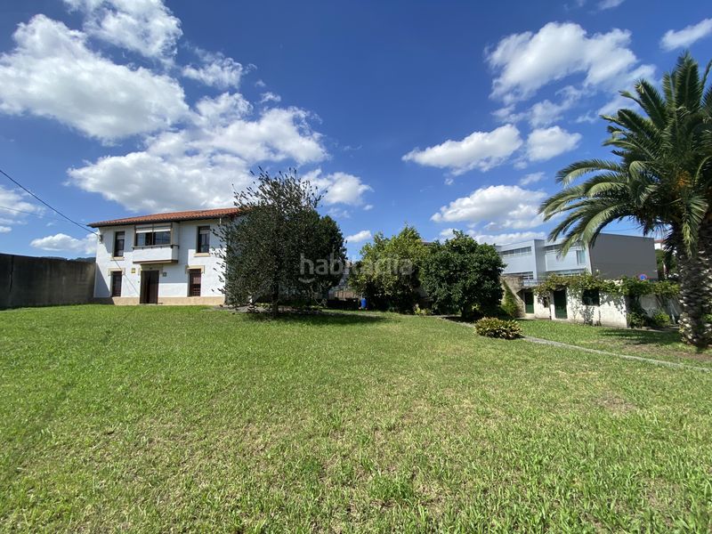 Foto 67108e6d-b9bc-48f9-94d8-8d88eceae729. Casa adossada amb calefacció a Centro Torrelavega