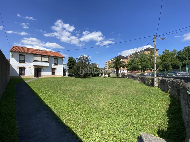 Foto 72c5a427-673d-4dda-84db-1a478d698ca1. Casa adossada amb calefacció a Centro Torrelavega