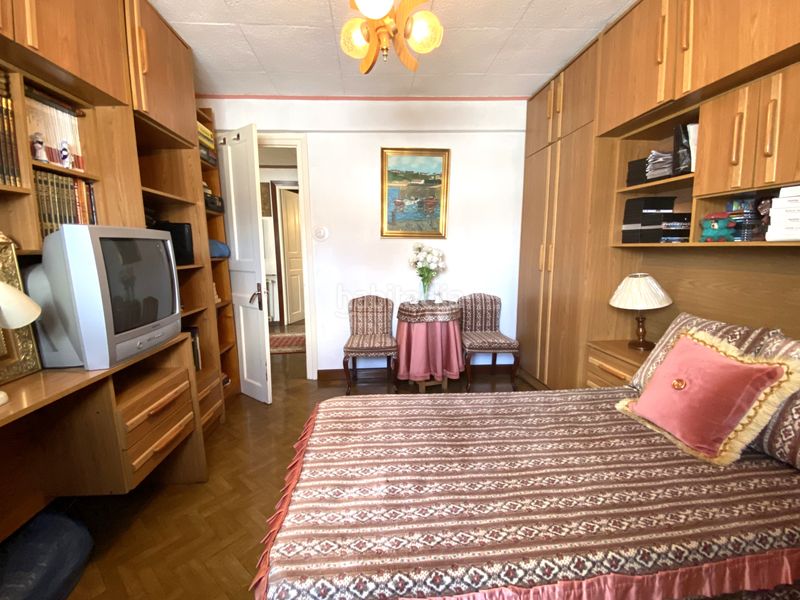 Foto bd1d490c-a8ff-4568-b1ac-c5e902dd6a79. Casa adossada amb calefacció a Centro Torrelavega