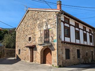Casa aparellada a Villasuso - bº villasuso 34. En villasuso de anievas, en el idílico paraje de la cotera y rod