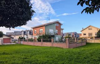 Casa a Centro. Oportunidad únicaponemos a la venta casa con finca urbana en ciu