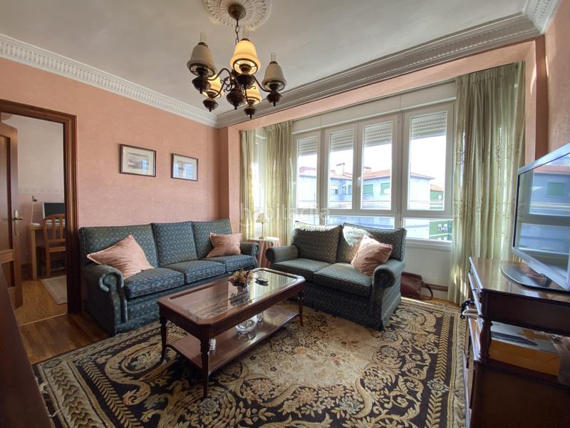 Foto 002fbde2-1005-4f70-bc0a-752b45a20c7c. Piso te presento una encantadora vivienda ideal para quienes buscan comodidad, buena ubicación y potencial de mejora. se trata de un pi en Torrelavega