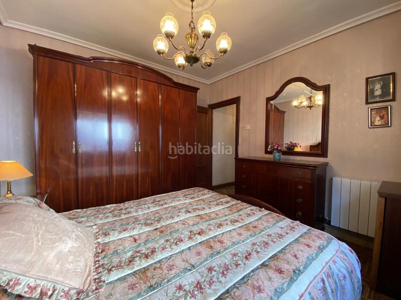 Foto 47bff36f-74a2-499c-914e-81f7294d22b7. Piso te presento una encantadora vivienda ideal para quienes buscan comodidad, buena ubicación y potencial de mejora. se trata de un pi en Torrelavega