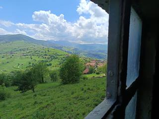 Terrain résidentiel à Abionzo - bº abionzo, 4013 (y). Fantástica oportunidad de comprar una preciosa finca con constru