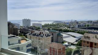 Pis a Santander - avenida cantabria 24. Desayuna con bonitas vistas al mar, la isla de mouro, palacio de