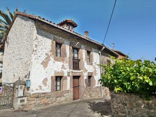 Casa a Molledo. En el corazón del pintoresco pueblo de santa cruz de iguña, ayun