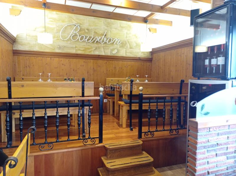 Foto c3515cbe-aab3-45ec-b865-e51c40201766. Local comercial a Renedo Piélagos