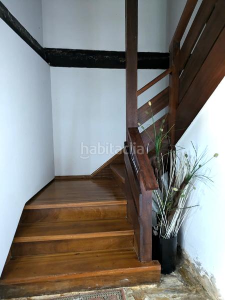 Foto 6d78ff75-67f4-4f3f-aced-b452b996e84c. Maison jumelée dans villasuso - bº villasuso 34 dans Anievas