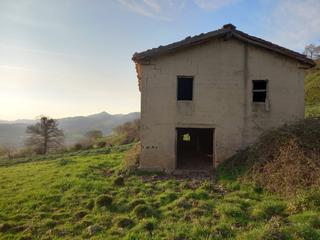 Terreno residencial en Abionzo - lindota. Oportunidad única en el corazón de los valles pasiegos! si busca