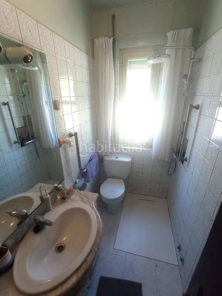 Foto 1a21f62c-e221-4ce5-9171-a8124a0364ad. Casa amb aparcament a Reocín