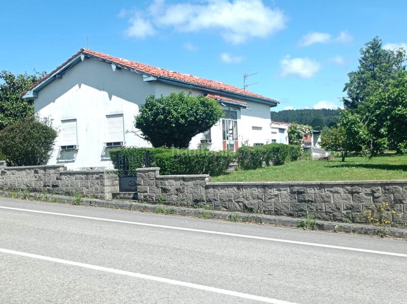 Foto 607aea77-cb5d-4c11-9725-24f044c5ad99. Casa amb aparcament a Reocín