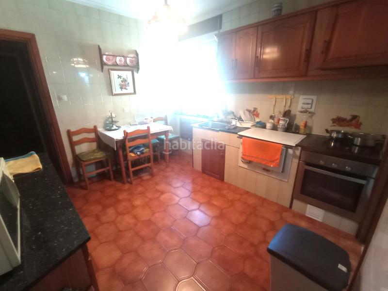 Foto 99cc6602-59a2-44d8-9829-d6d655b673fc. Casa amb aparcament a Reocín