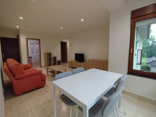 Location Appartement  Sarón - bº el ferial. Piso en alquiler en sarón presentamos primerta planta de una viv