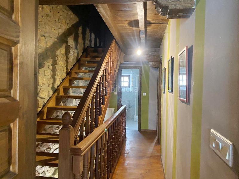 Foto 06cc8842-cb04-40b5-a25c-a5a31800111e. Maison jumelée avec chauffage dans Polaciones