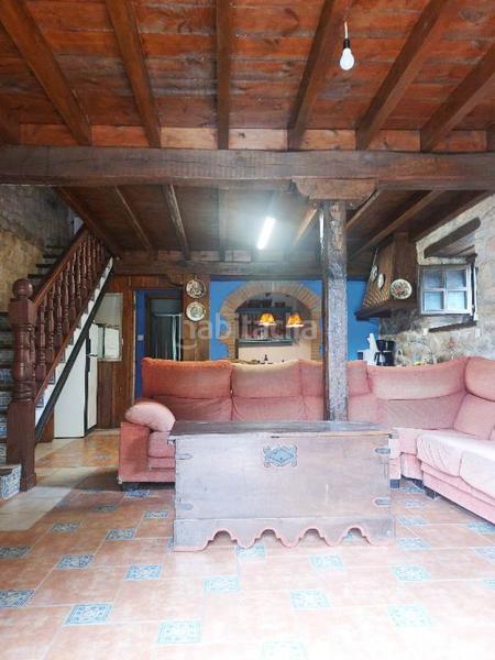 Foto 24fc31ce-ba09-4f60-acb5-65fe44f2a274. Maison jumelée avec chauffage dans Polaciones