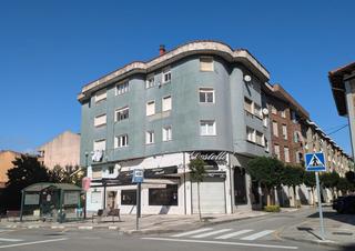 Appartement à Los corrales de buelna - c/san cristobal 2. Os presentamos este atractivo piso disponible para la venta, sit