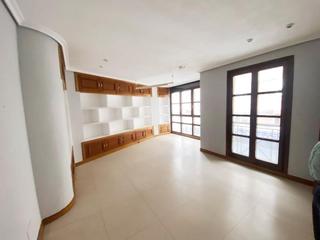 Miete Büro  Torrelavega - c/julián ceballos. Ya no necesitas buscar más. tenemos un espacio ideal para que ej