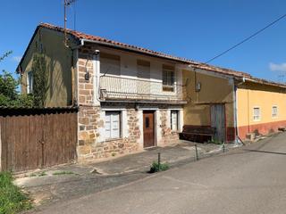 Casa  Cabezón de la sal - la asomada-pontonillas  pol. 19. Se vende casa con terreno y edificaciones en pontonillascabezón