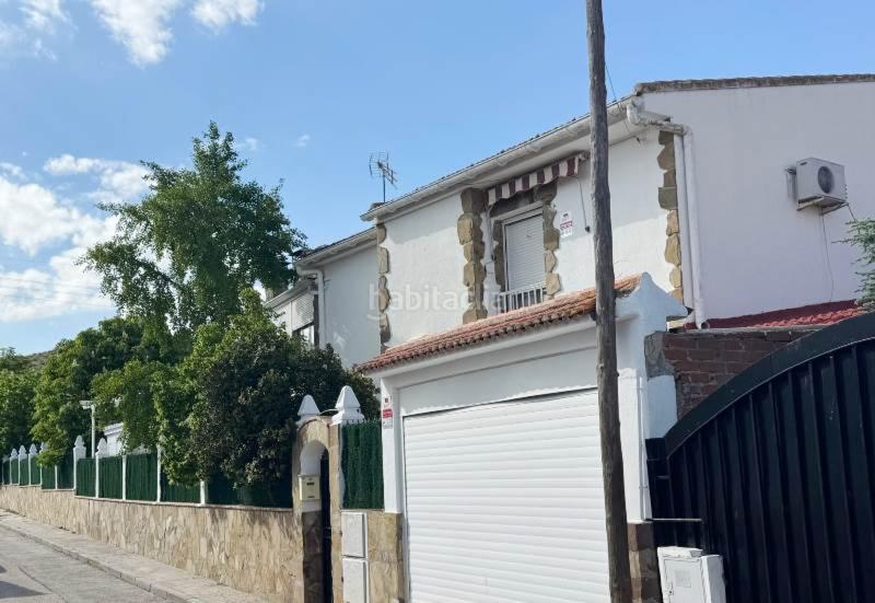 Foto c883d8e6-f901-43ab-ba35-d303456c8821. Haus mit heizung parking pool in San Martín de la Vega