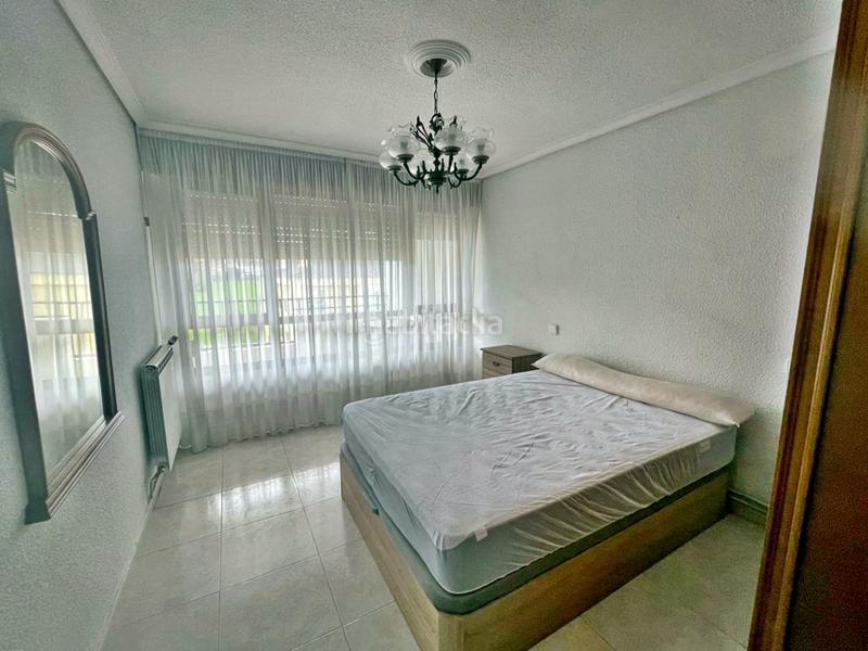 Foto 7c9c1cc9-83f4-463b-a711-51bfb7d61b32. Rent flat with heating in Renedo Piélagos