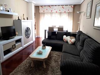 Pis  Los corrales de buelna - av cantabria. A un paso del centro de los corrales de buelna, en una zona tran