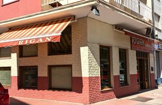 Local Comercial a Los corrales de buelna - c/ altamira 2. Se ofrece en venta un local comercial en una ubicación privilegi