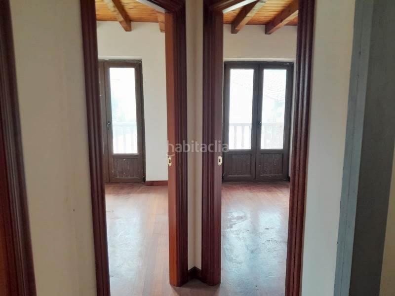 Foto e7afd2a6-8f7d-4671-8f0b-6e019e5d69c1. Casa a Reocín