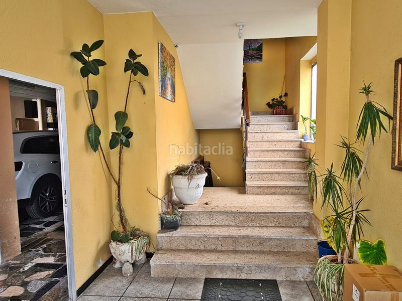 Foto 9803729e-2653-4ad3-8a1d-0cca824c1b70. Haus mit heizung parking in Renedo Piélagos