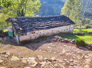 House in Yera - diseminado yera, poligono 4 29. Magnífica oportunidad de comprar una cabaña vividora en pleno ve