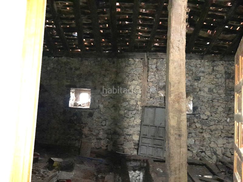 Foto ba8d4d08-dc94-42a3-be97-ba9e0be8cd79. Casa adossada amb calefacció a Ruente