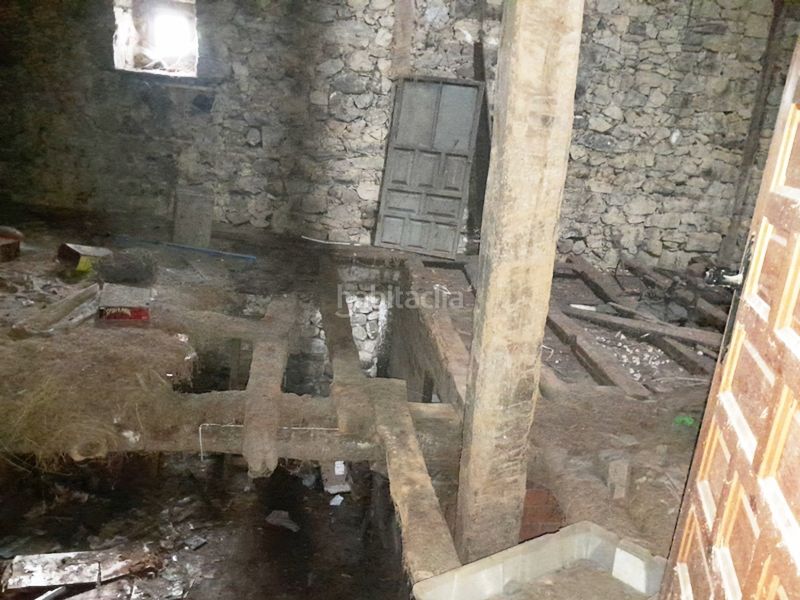 Foto ca382a55-98d8-4d09-91f7-3bfacfea560c. Casa adossada amb calefacció a Ruente