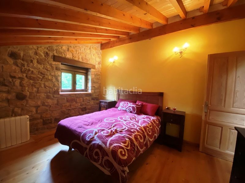 Foto 8e3a8a04-73ef-4117-9f73-f58a4aaa7c87. Casa amb calefacció a Mazcuerras