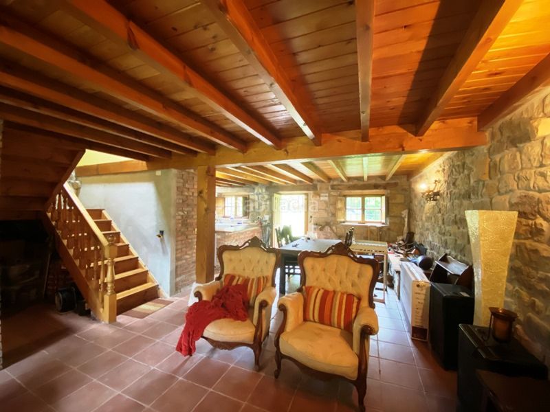 Foto a61d72b5-4bba-4596-9b34-a201d9bf2ccc. Casa amb calefacció a Mazcuerras
