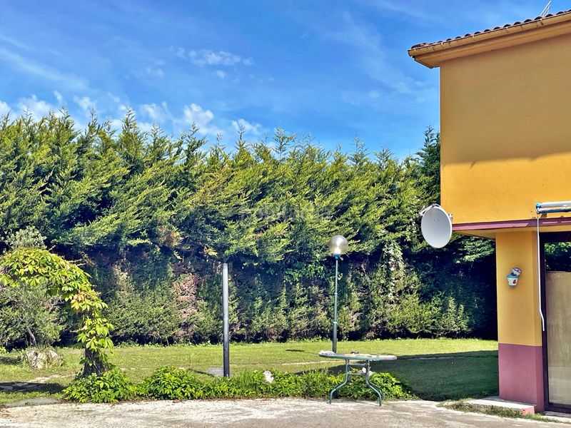 Foto daa1d39e-f6b5-4a24-926c-404a626e6160. Casa amb calefacció a Zurita Piélagos