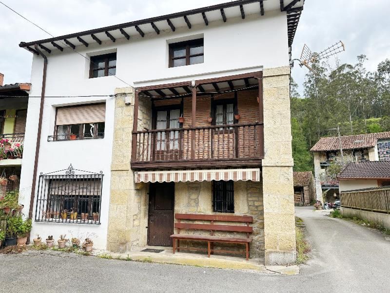 Foto 0be2f093-7564-40d5-a6e5-53151d3291f2. Casa a Valdáliga