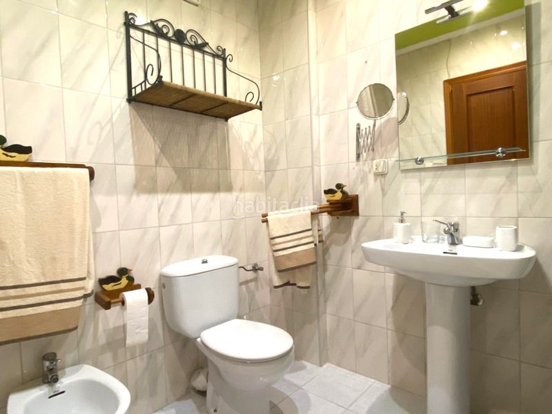 Foto ac97ab99-e3b3-4641-ac28-cab55dd5afe6. Piso descubre este acogedor dúplex , un hogar que invita a quedarse. situado en una bonita zona a las afueras de torrelavega, en Cartes