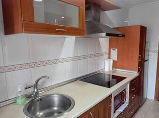 Miete Etagenwohnung  Requejada - calle urb. los campos de la cavia 55, 1º c. Apartamento situado en requejada, a 5 minutos de torrelavega. di
