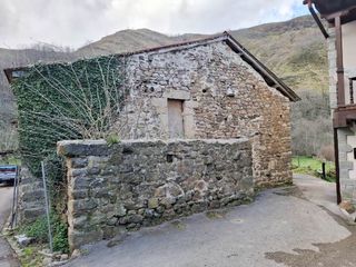 Doppelhaus in Saja - c/ la rosa 8. Una oportunidad única en saja para crear la casa que siempre ima