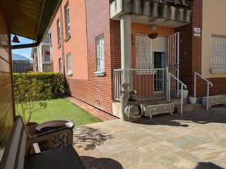 Lloguer Pis  Los corrales de buelna - c/ luzmela 47. Descubre este maravilloso bajo con jardín en los corrales de bue