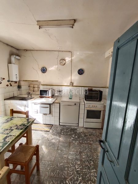 Foto 074764fb-831c-4d26-b0cc-670c42fea837. Casa amb aparcament a Lamasón