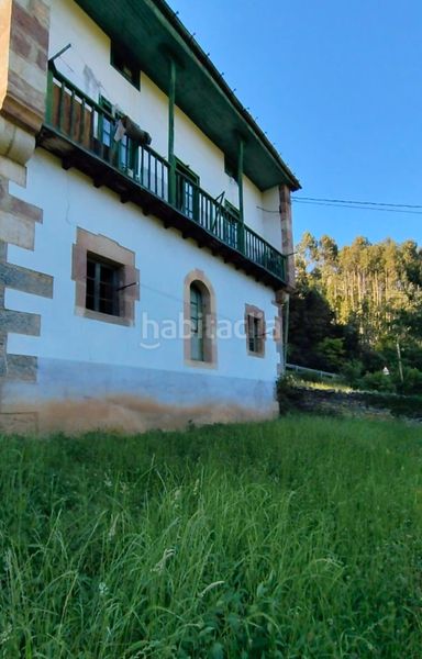 Foto 923541b8-c31d-4323-955a-01bbcb54bf98. Casa amb aparcament a Lamasón
