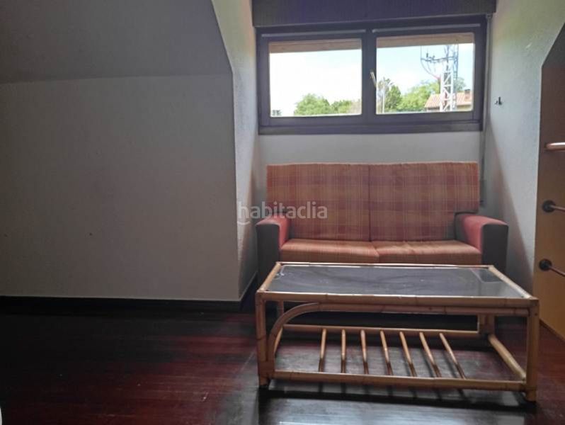 Foto 91b6b228-daae-4de2-9894-f933d6324310. Casa adossada amb calefacció aparcament a Reocín