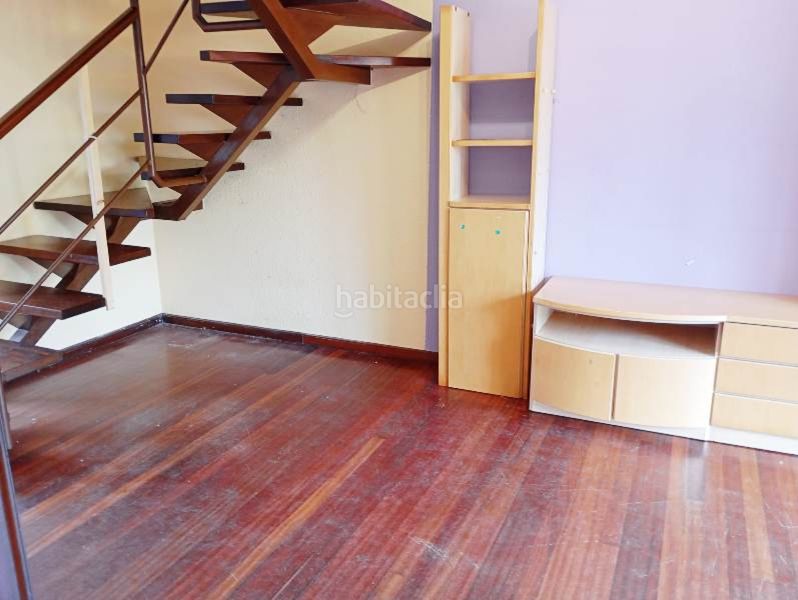 Foto a6337a45-1c6a-4db9-bd1b-a10d87fb6060. Casa adossada amb calefacció aparcament a Reocín