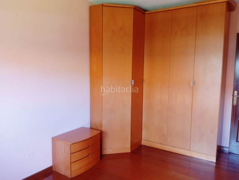 Foto b1233457-ab0e-4946-9a15-909d0ee11bba. Casa adossada amb calefacció aparcament a Reocín