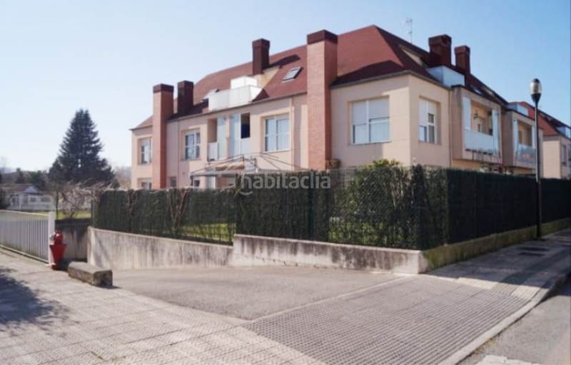 Foto 408b6a9d-9db6-4d18-9861-0c8650692d32. Pis amb calefacció aparcament a Vioño Piélagos