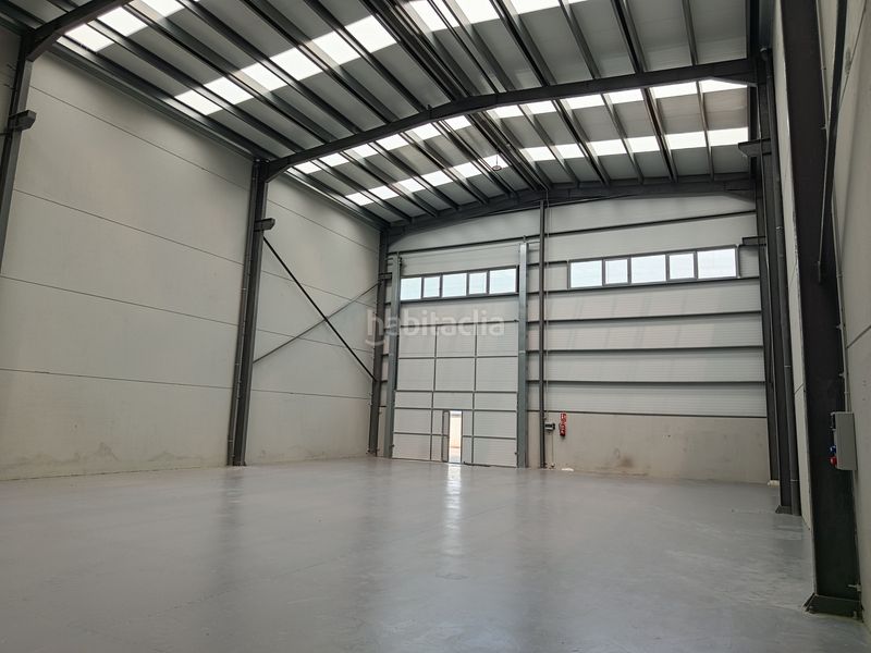 Foto a6b15e05-7028-48f6-a059-a1a4eb146574. Miete fabrikhalle in Corrales de Buelna (Los)